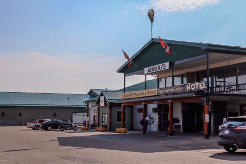 Airways Country Inn 420 Friendly Hotel Nisku Alberta