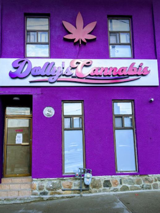 Dolly’s Cannabis Toronto
