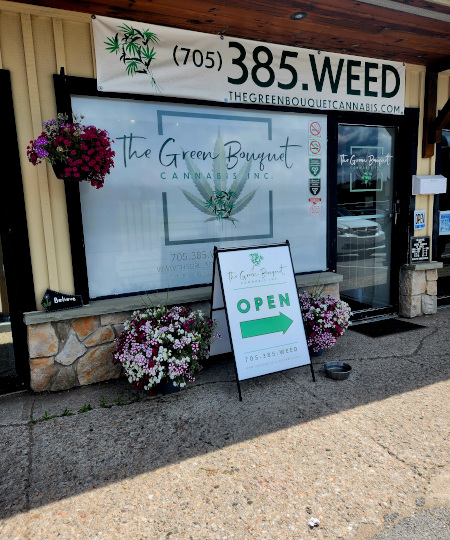 The Green Bouquet Cannabis – Muskoka
